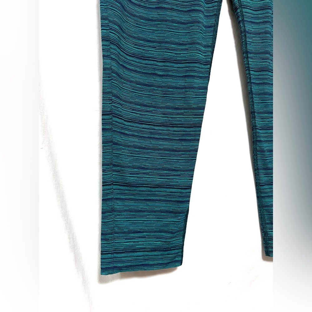 Lululemon Jet Crop Track Pants Travel Athleisure Casual Gym Workout Yoga - Picture 4 of 9